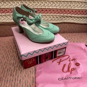 ✨ Brand New Pin-Up Couture Heels 👠 Mint Green ~ Beautiful ~ Size 8 ✨